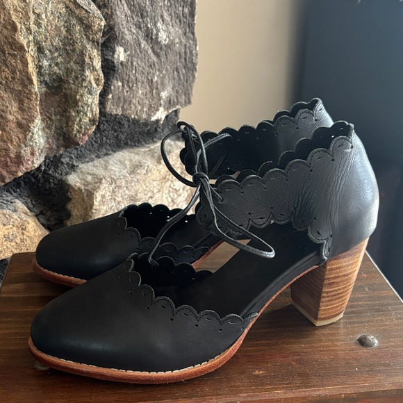 ELF handmade Dance Queen size 9 Elegant Black Leather Women's lace Shoes - Picture 1 of 8